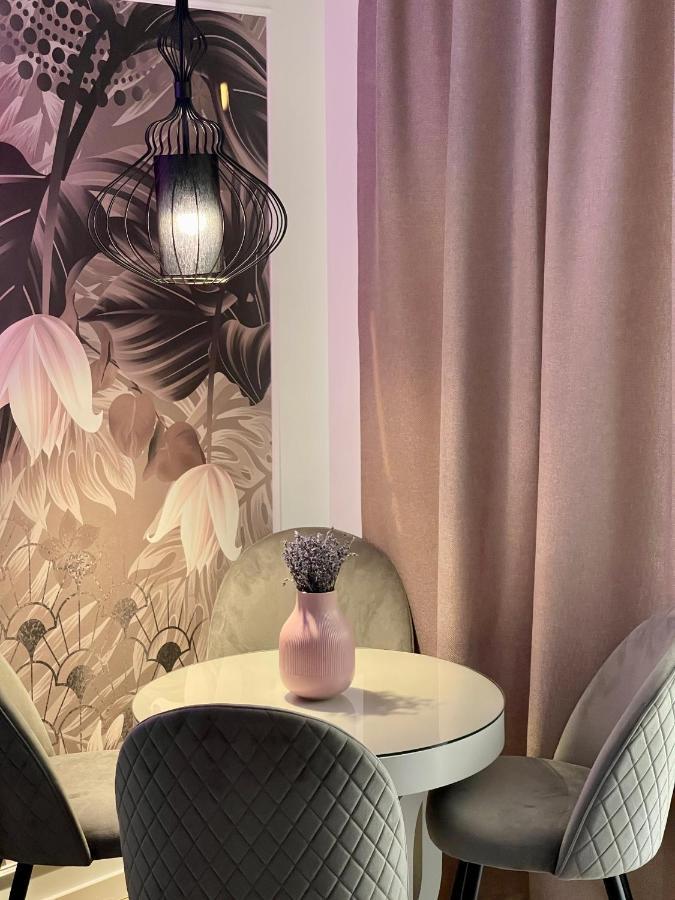 Jeny Boutique Apartment Marosvásárhely Kültér fotó